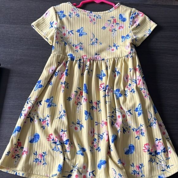 Yellow floral drsss - Picture 3 of 3